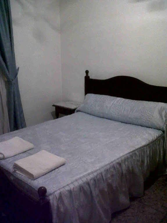 Hostal Medina Olvera Bagian luar foto